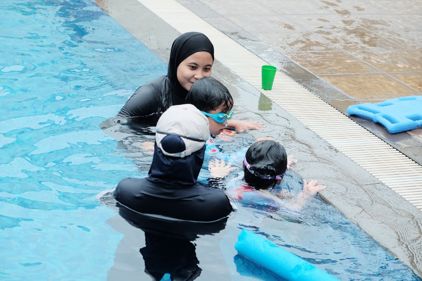 Blow the water with gentle coaching